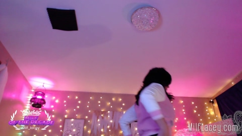 milf_lacey  15-07-2022